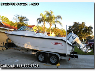 Boston Whaler Ventura 210