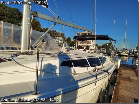 33'  2014 Hunter 33 E BoatsFSBOgo