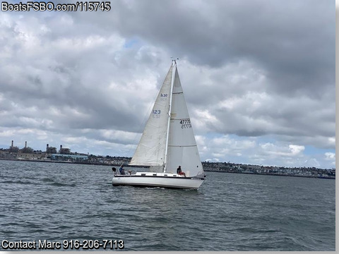 30' 1979 Hunter 30 BoatsFSBOgo