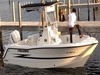 Hydra Sports Vector 2000 CC Sandwich Massachusetts BoatsFSBOgo