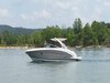 Regal 3200 Bow Rider