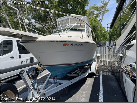 26'  1987 Tiara Pursuit 2600 BoatsFSBOgo