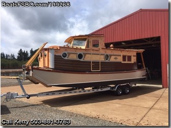 Waterwoody Houseboat